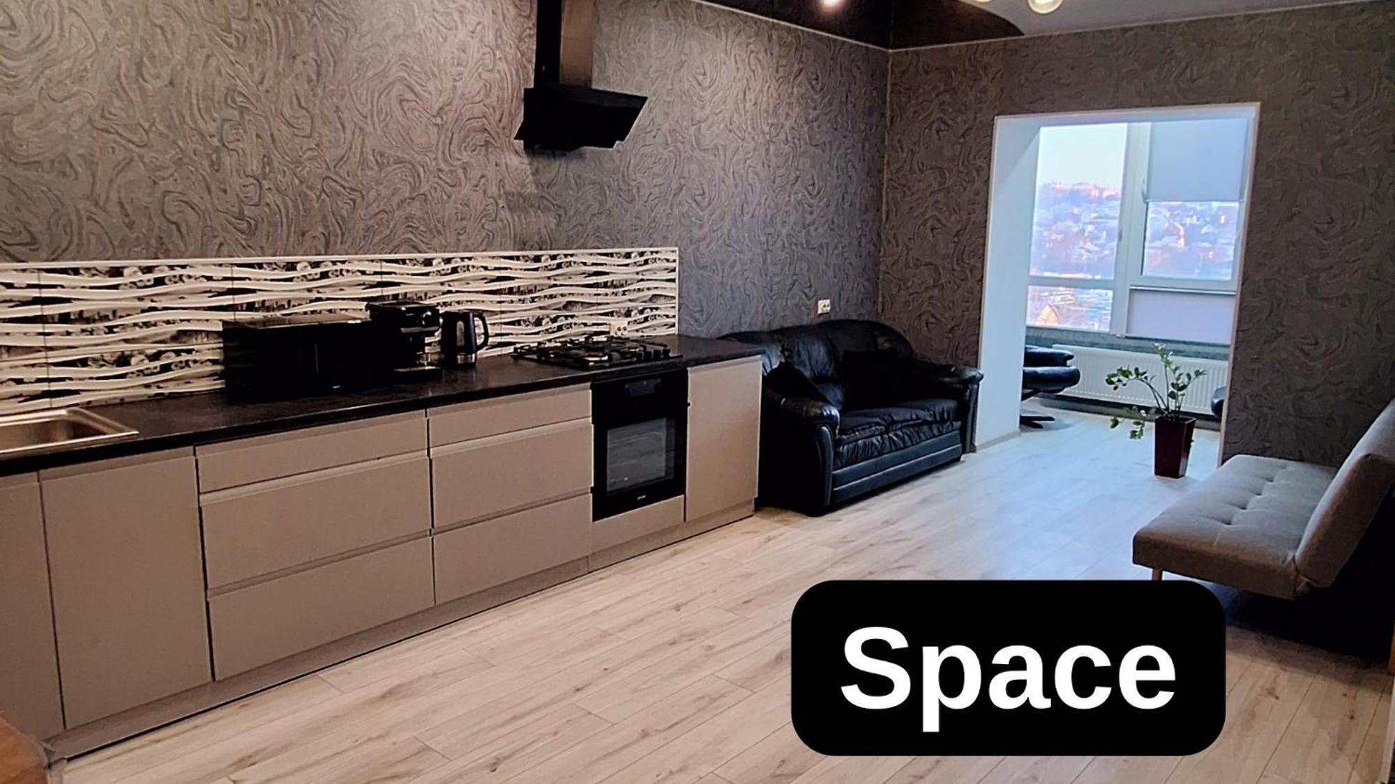 New Time: Modern Central Apartment with Separate Bedroom Ternopil Exterior photo